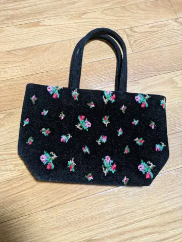 페이러 리아 애로우즈 토트백 새상품급