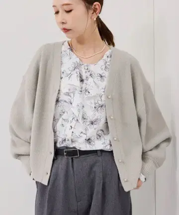 로페피크닉 펄 버튼 숏 가디건