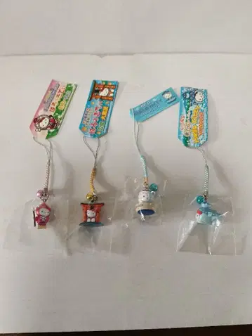 지역 한정 헬로키티 스트랩 4개 세트 돗토리, 히로시마, 야마구치