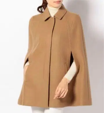 베이지 울 혼방 케이프 코트