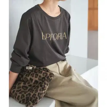 Spick and Span 실켓 천축 로고 롱 TEE 3