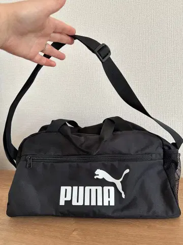 PUMA 메쉬 포켓 부착 더플백