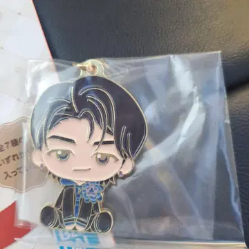 Mrs. GREEN APPLE 메탈 참 키링