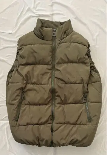 올리브 다운 베스트 프론트 지퍼