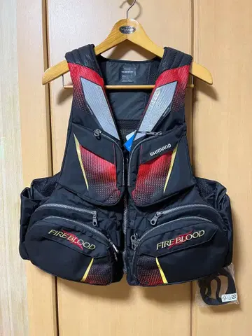 시마노 리미티드 프로 플로팅 베스트