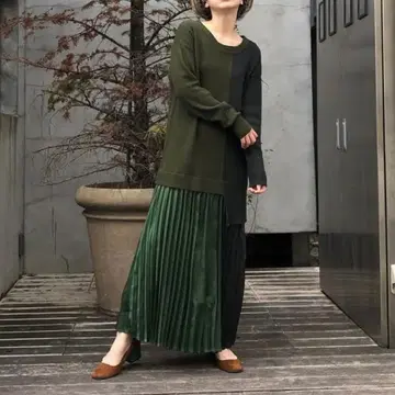 OSMOSIS 도킹 니트 원피스 오버 사이즈 그린 계열 플리츠
