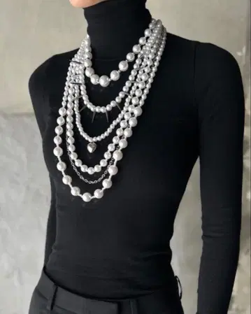 litmus lutens maison lulu pinot 목걸이