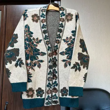 ZARA 보태니컬 무늬 가디건