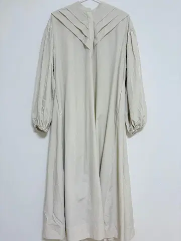 e/rm 프론트 턱 하이넥 드레스 원피스