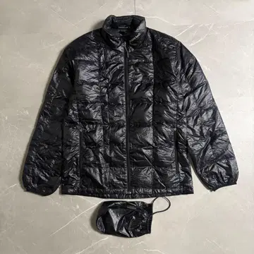 새상품급 몽벨 800FP 울트라 라이트 다운 자켓 블랙