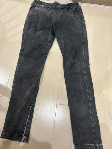 BLEACHED STRETCH DENIM HEM ZIP EASY PANT