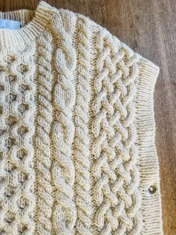 utilite 유틸리테 페루 니트 베스트 아란 니트