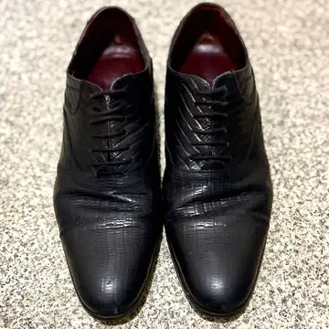 돌체앤가바나 블랙 가죽 크로커다일 패턴 비즈니스 슈즈