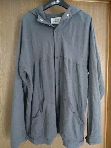 야에카 플란넬 후드티