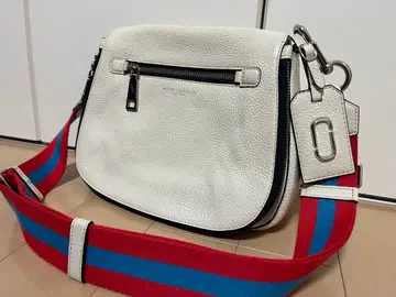 마크 제이콥스 숄더백 화이트 오사카 만박색 미야쿠미야쿠색