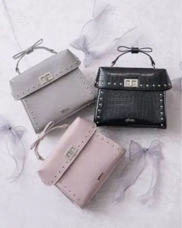 pium 리본 핸들 악어 무늬 백 그레이