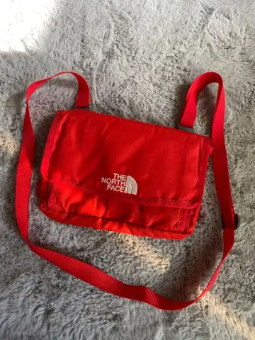 THE NORTH FACE 레드 숄더백