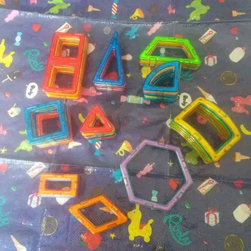 컬러풀한 마그넷 블록