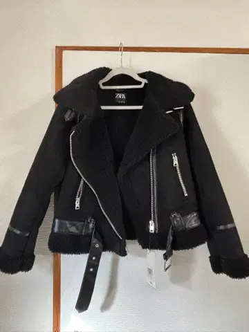미사용 새상품 ZARA 블랙 라이더 자켓 L 30
