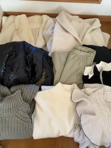 여성용 의류 묶음 판매 9점