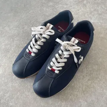 미사용 새상품 [ 23.5 ] 르꼬끄 스포르티브 LCS 몽펠리에 NEO