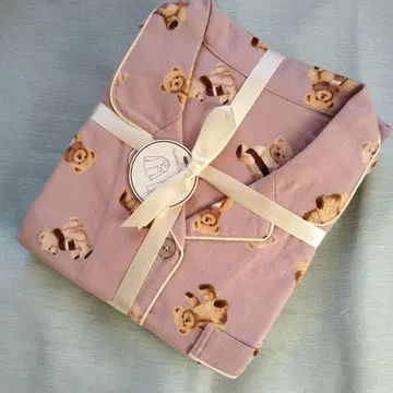 미사용 새상품 GU 플란넬 긴팔 곰 무늬 핑크 파자마 L 사이즈