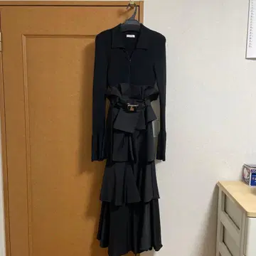 프레이 아이디 벨트 도킹 디자인 니트 원피스