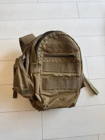 올리브 드라브 밀리터리 스타일 백팩