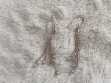 핸드메이드 다이아풍 롱 귀걸이 골드 롱 프린지 크리스탈 귀걸이