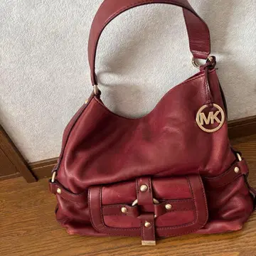 MICHAEL KORS 버건디 숄더백