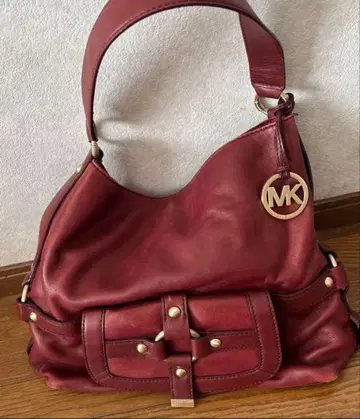 MICHAEL KORS 버건디 숄더백