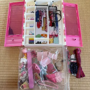 바비 의상 수납 박스 및 액세서리 세트