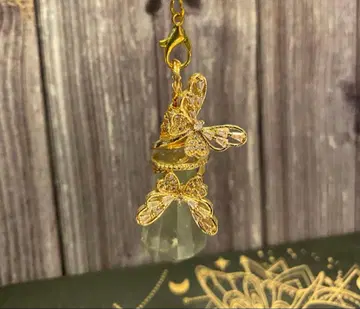 그린 쿼츠 펜듈럼