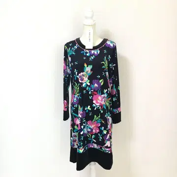 최근 새상품급 LEONARD 레오나르 벨로아 스트레치 원피스 택 포함