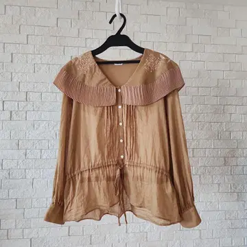 하우피아 투명한 꽃 블라우스