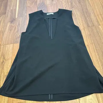 DOUDOU 숄더 턱 베스트