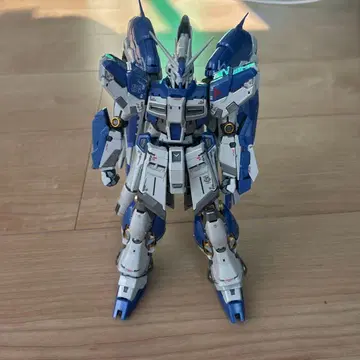 하이뉴 건담 티타늄 피니쉬 완성품