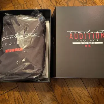 [ 미사용 새상품 ] 타입 후드티 / 최초 한정판 BOX도 판매 가능