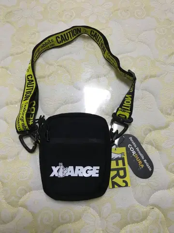 미사용 새상품 FR2 숄더백 XLARGE