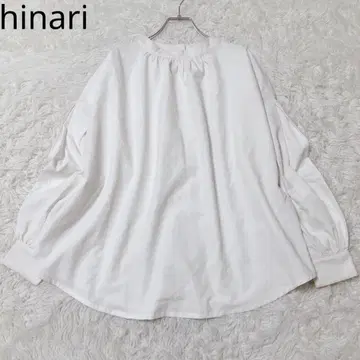 히나리 블라우스 화이트 노카라 드롭 숄더 버튼 무지 출퇴근