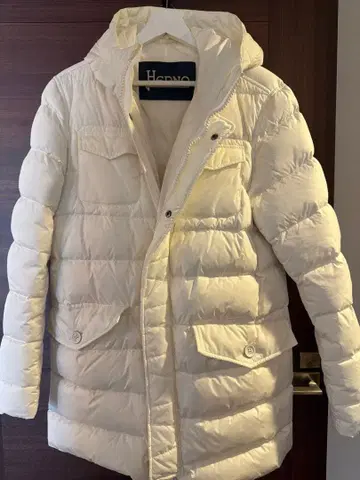 Herno 화이트 다운 자켓