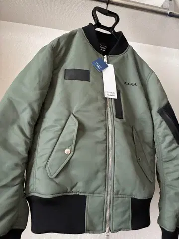 mutaMARINE/ACANTHUS MA-1