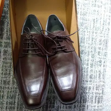 Via Parini 가죽 다크 브라운 드레스 신발