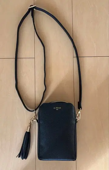 숄더백 블랙 벨트 조정 가능