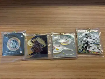 Mrs.GREEN APPLE 1번 복권 F상 메탈 참 (4종 세트)