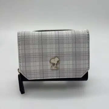 미사용 새상품 3단 폴더형 지갑 그레이와 블랙 체크 무늬