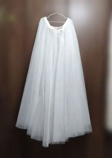 화이트 오버 드레스 오버 스커트 벨크로 테이프식