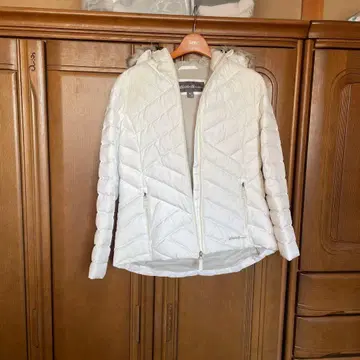 Eddie Bauer 화이트 다운 자켓