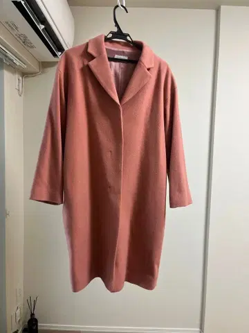 BARNEYS NEWYORK 핑크 체스터 코트