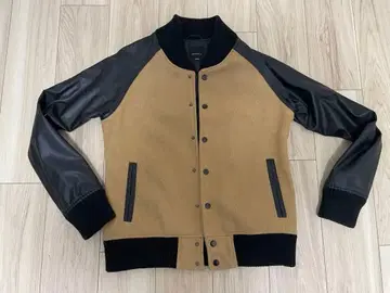 roshell 바시티 자켓 L 사이즈 베이지 x 블랙